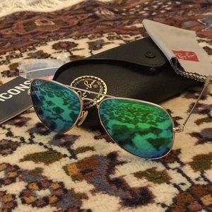 Ray-ban aviator green mirror sunglasses